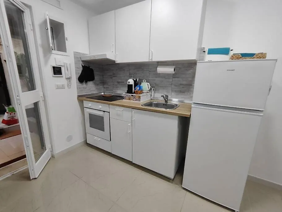 Sole Guest House Bari Italy